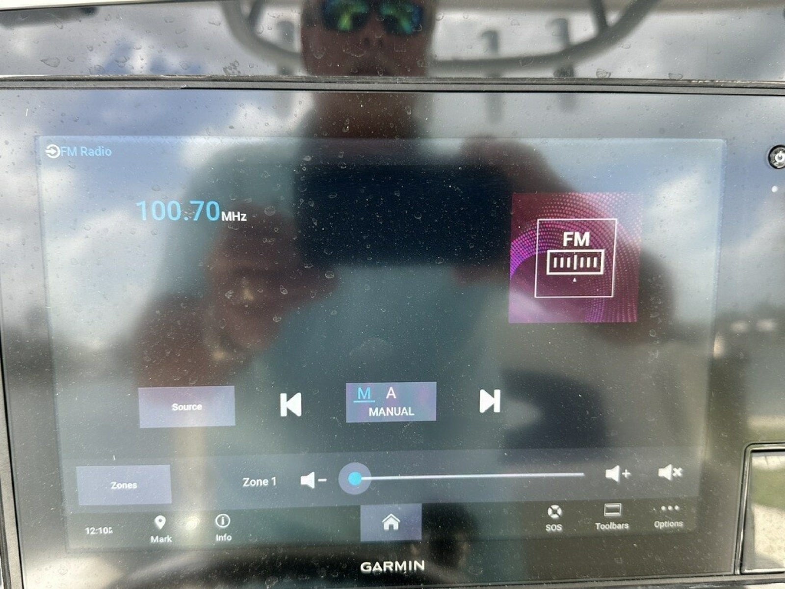 2021 Cobia 240 CC