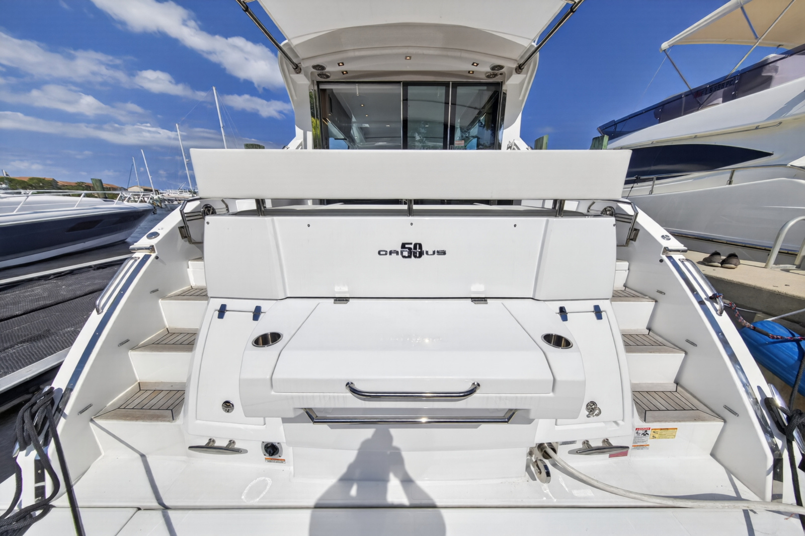 2023 Cruisers Yachts 50 CANTIUS