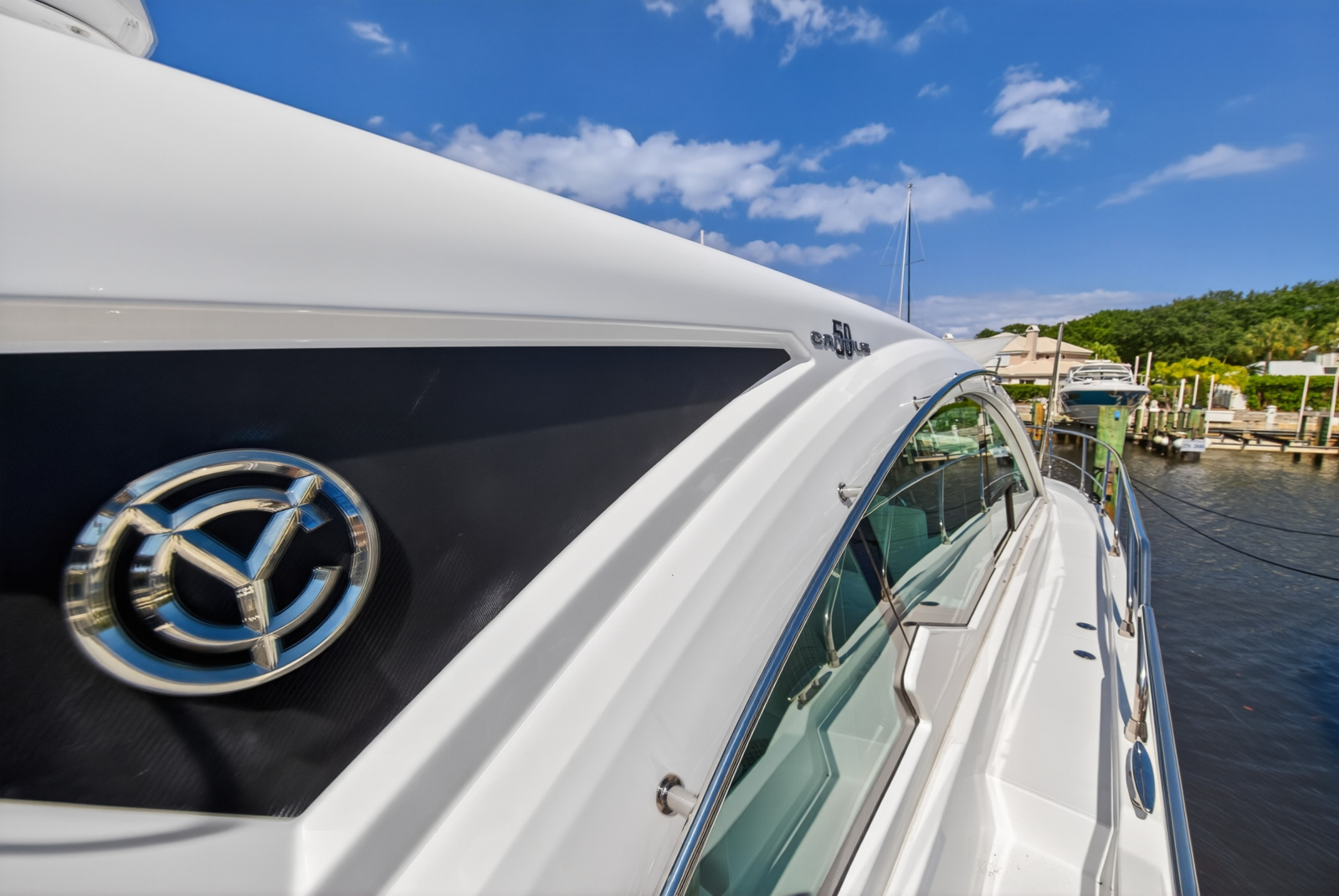2023 Cruisers Yachts 50 CANTIUS