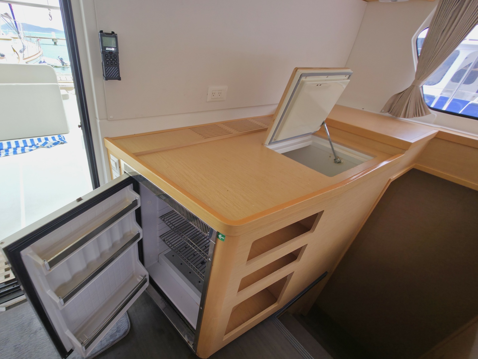 Wanderer 42ft Lagoon Yacht For Sale