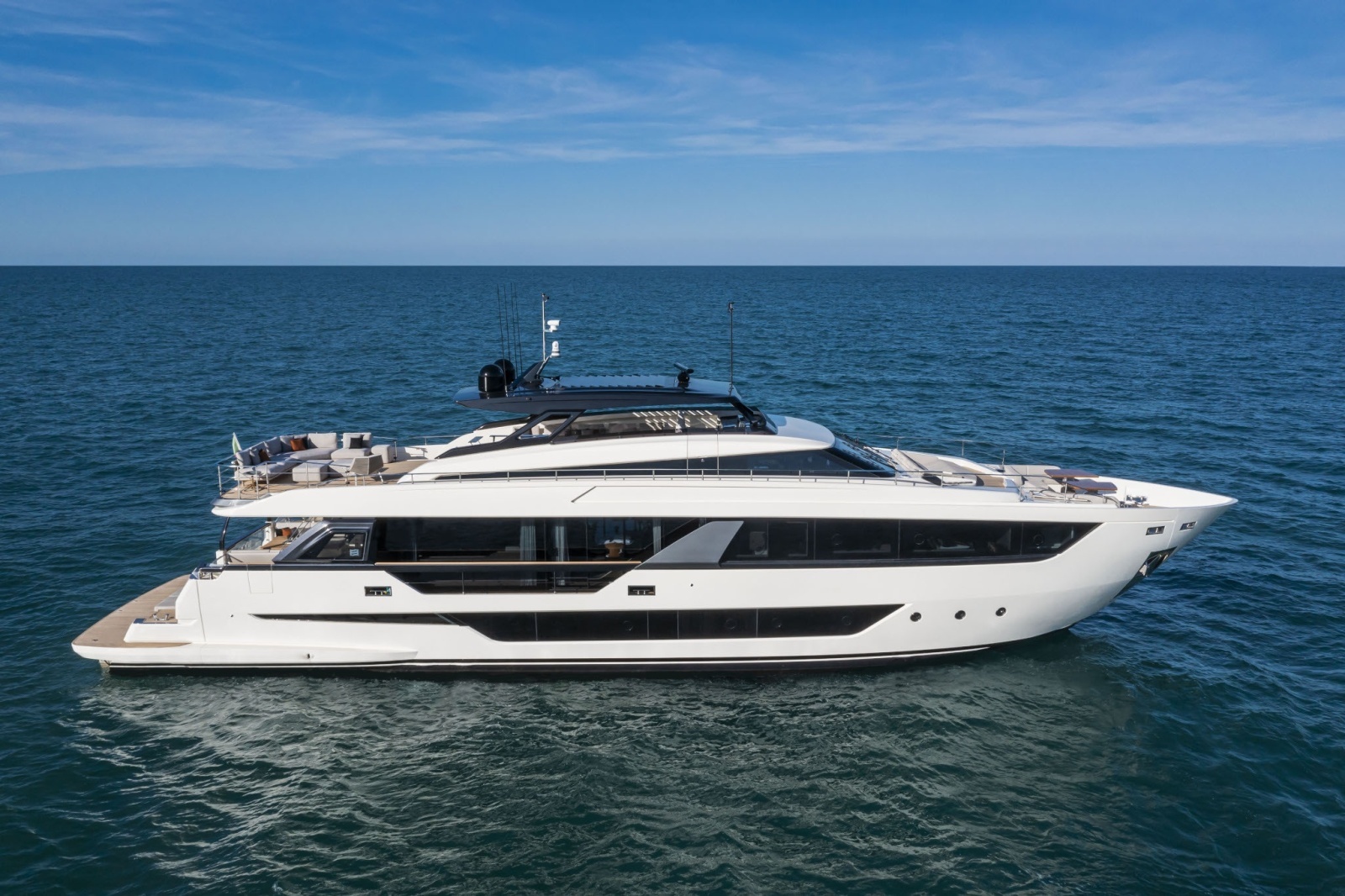 2023 Ferretti Yachts 1000
