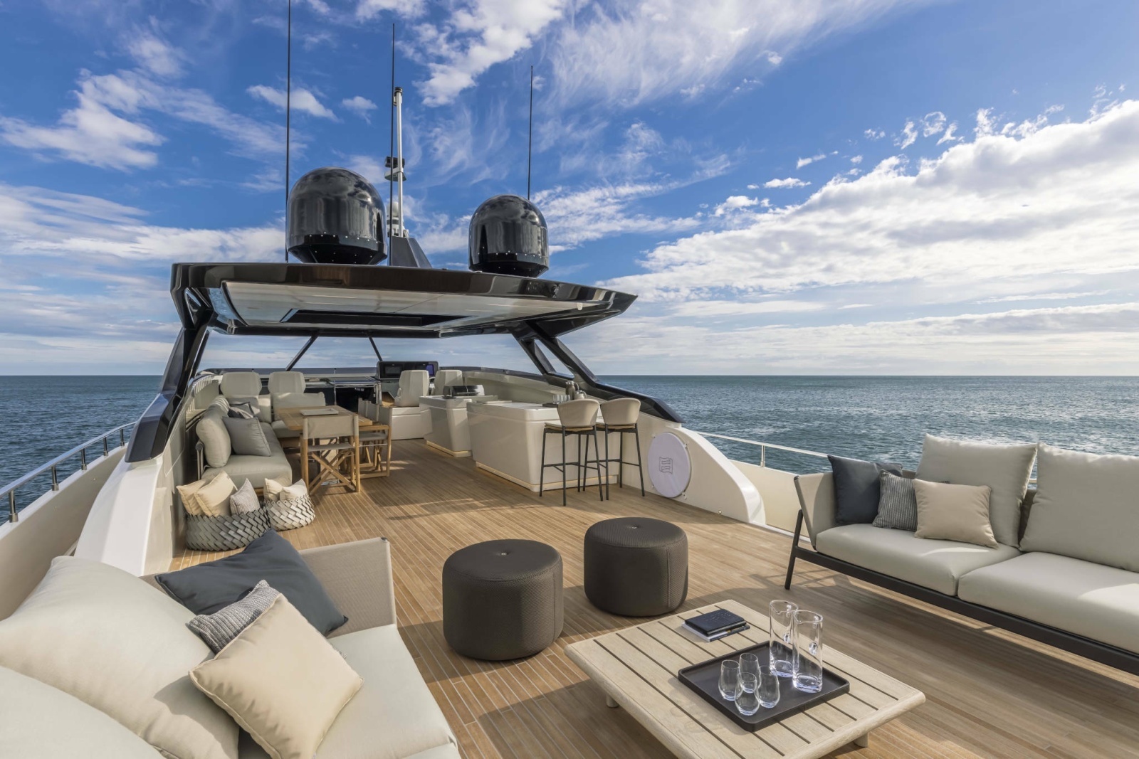 2023 Ferretti Yachts 1000