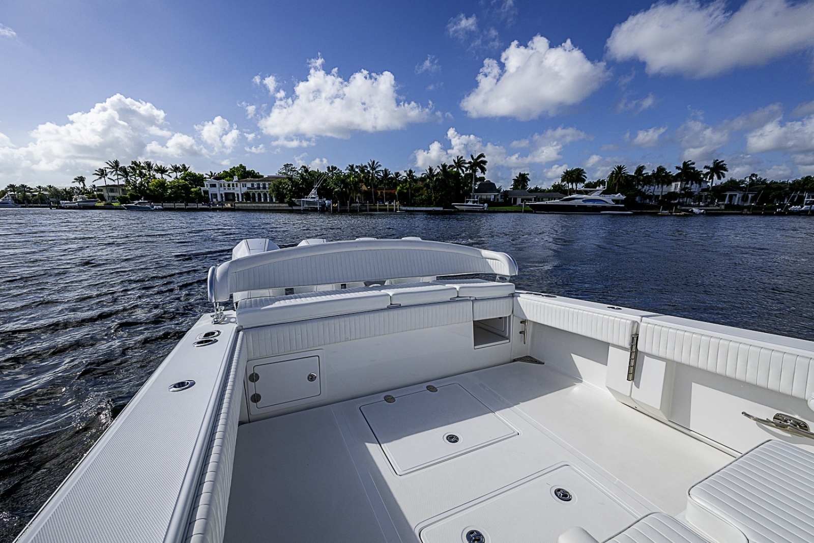 2022 Bahama 41 Open CC