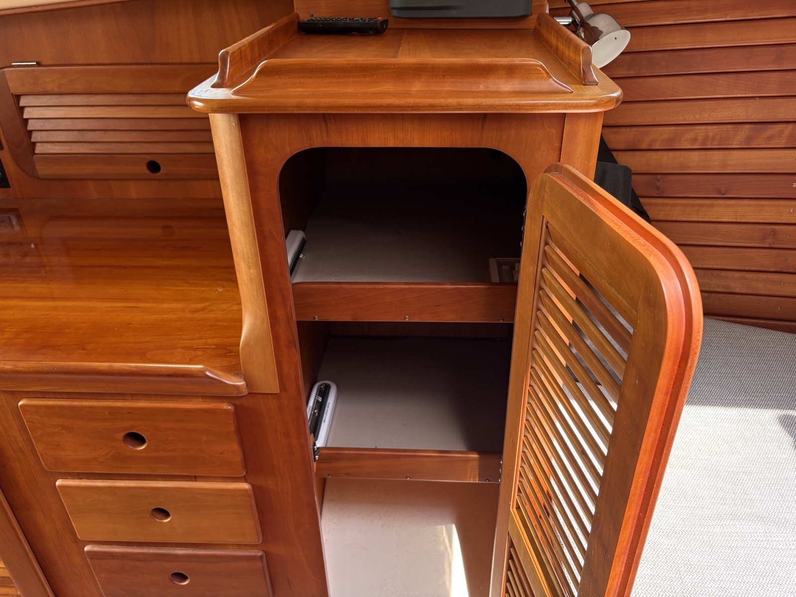 Sassy 36ft Hinckley Yacht For Sale