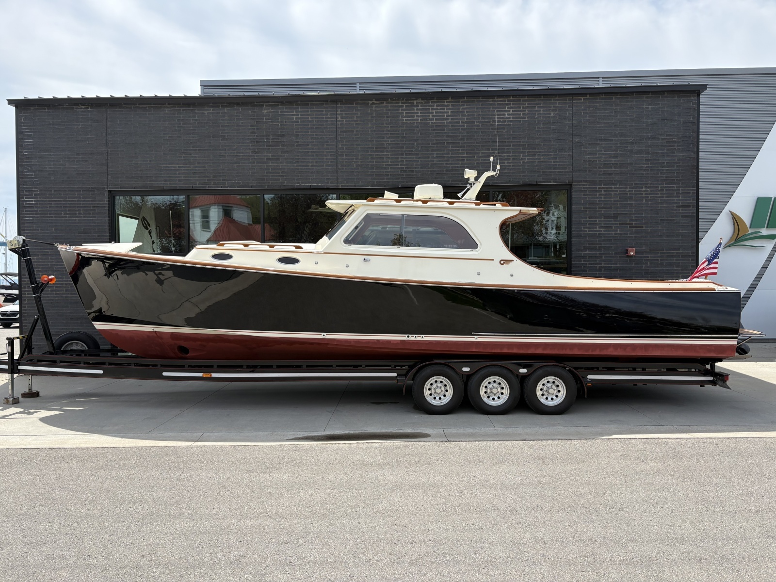 Sassy 36ft Hinckley Yacht For Sale