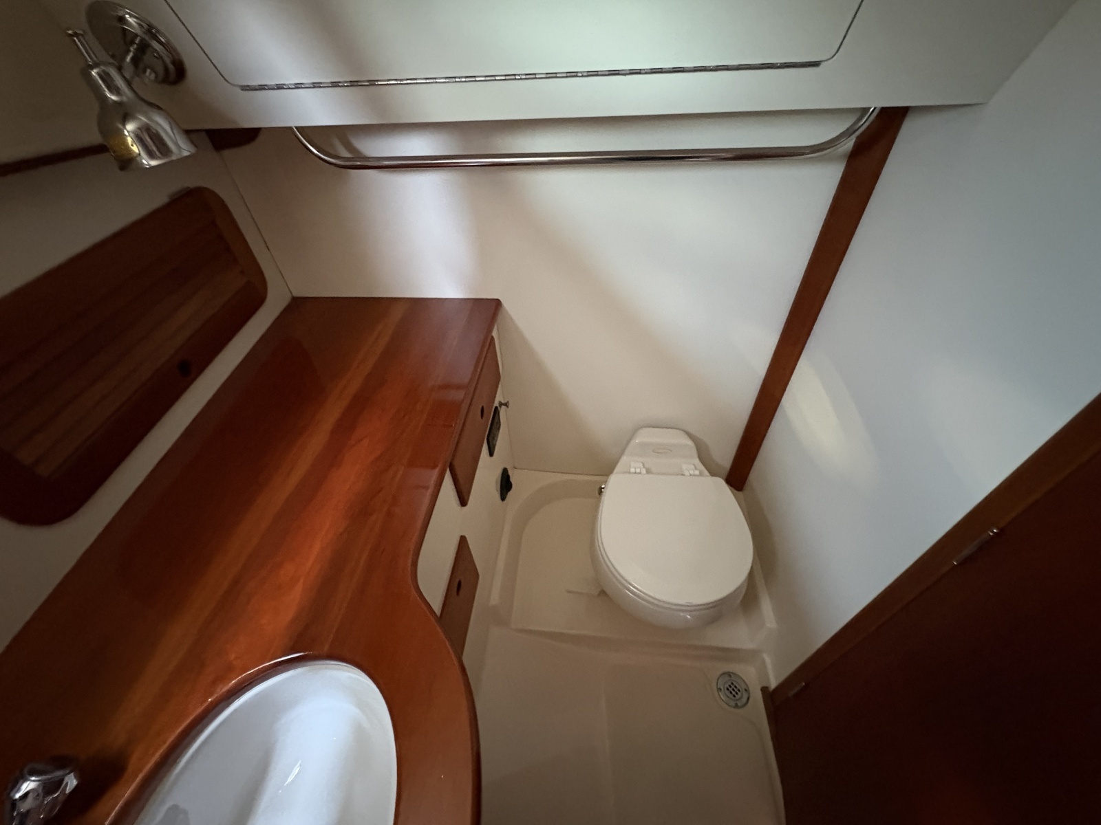Sassy 36ft Hinckley Yacht For Sale