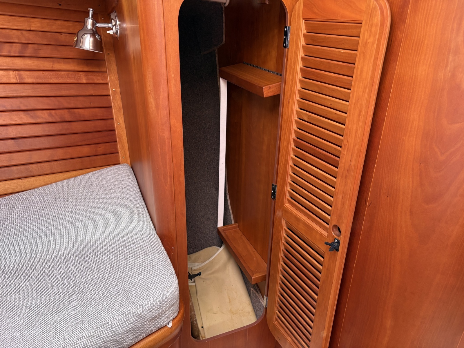 Sassy 36ft Hinckley Yacht For Sale