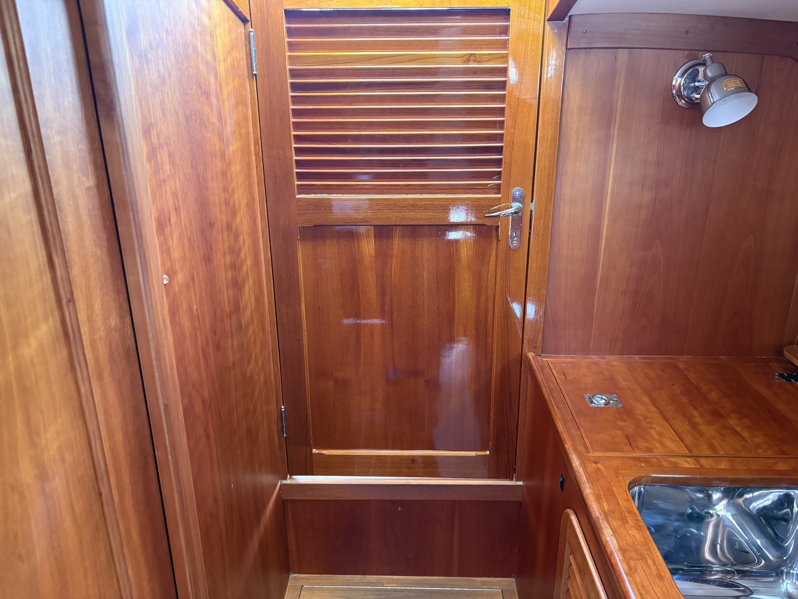 Sassy 36ft Hinckley Yacht For Sale