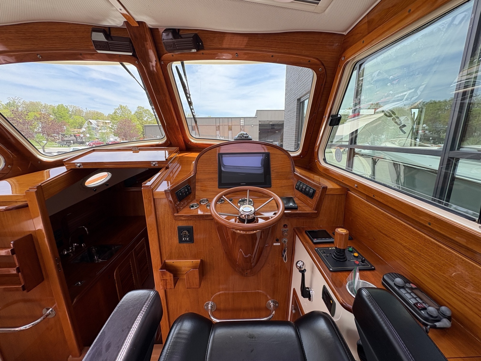 Sassy 36ft Hinckley Yacht For Sale