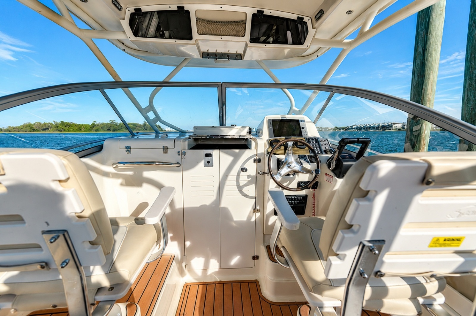2010 Scout 262 Abaco