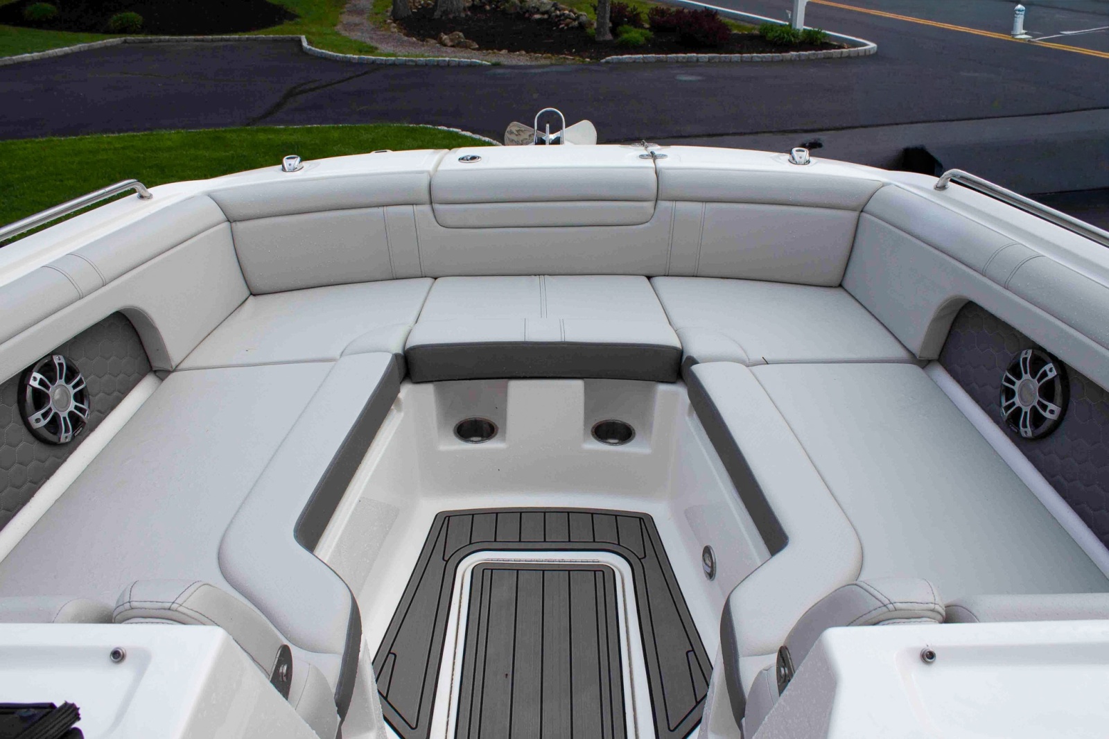 2024 Sea Ray SDX 290
