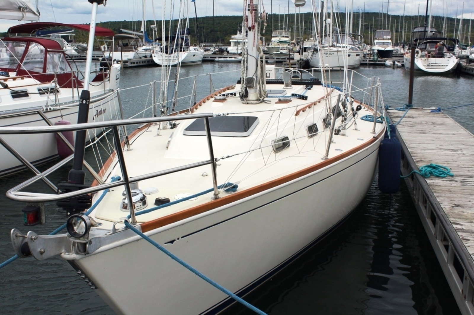 34ft Sabre Yacht For Sale