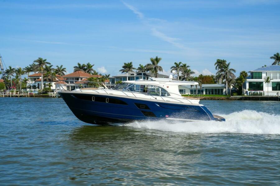 2026 Marex 360 Cabriolet Cruiser