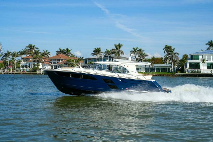 2026 Marex 360 Cabriolet Cruiser