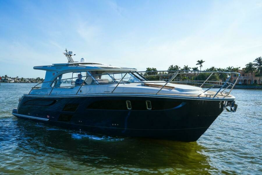 2026 Marex 360 Cabriolet Cruiser
