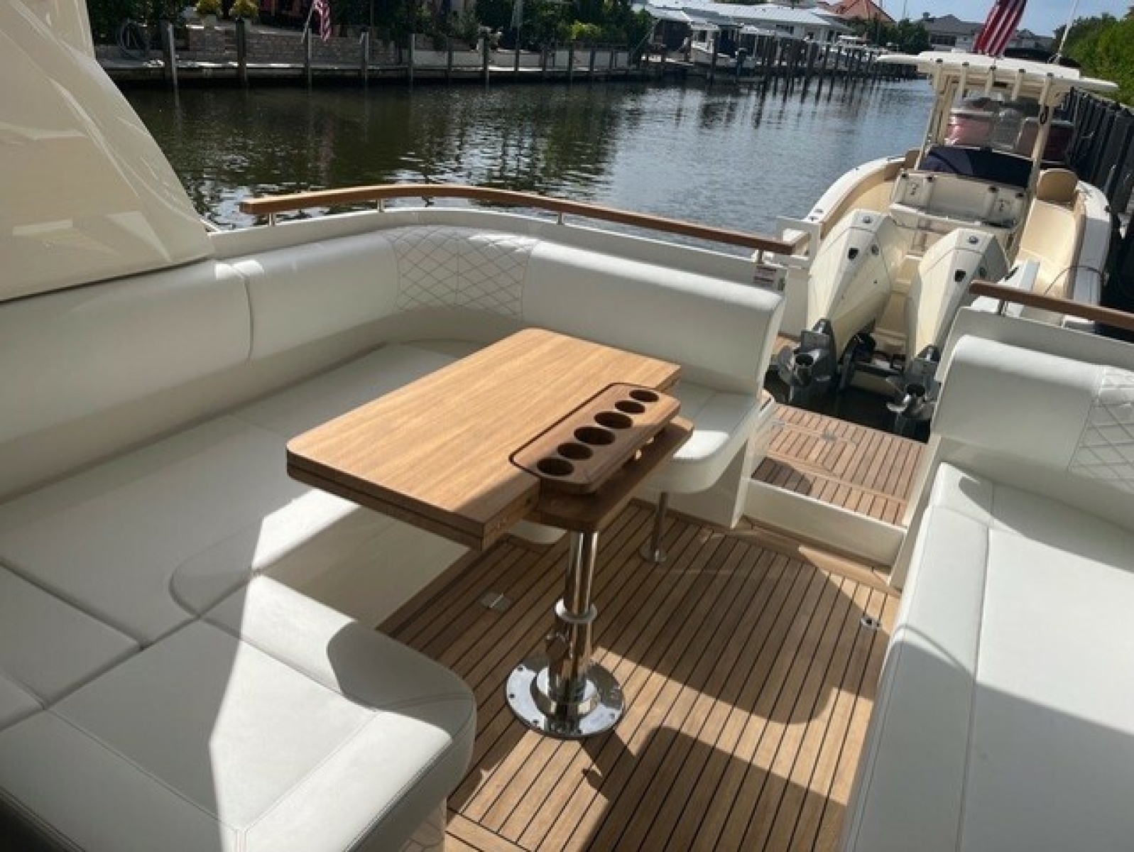 2026 Marex 360 Cabriolet Cruiser