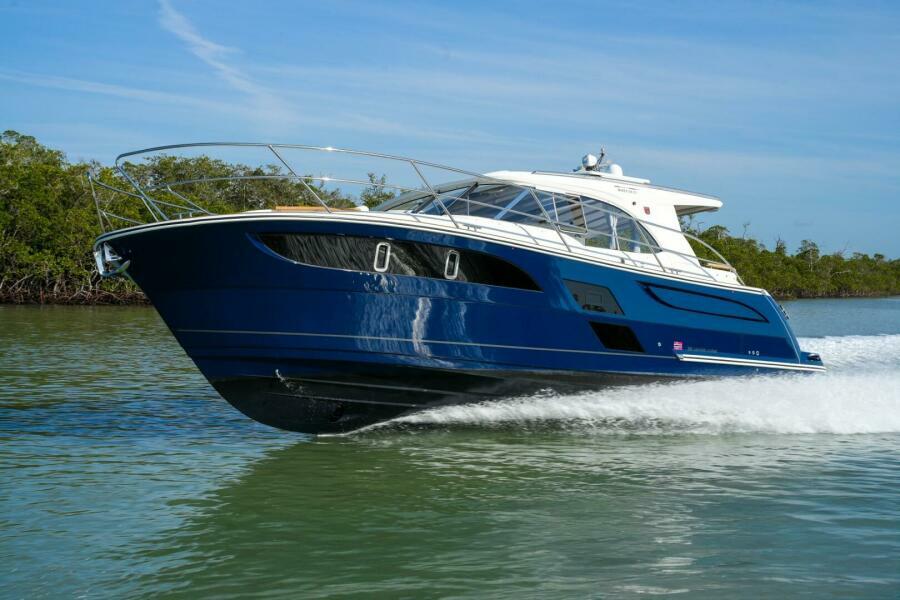 2026 Marex 360 Cabriolet Cruiser