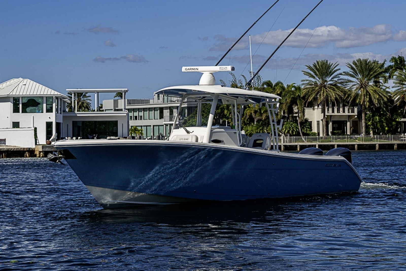 2021 Cobia 320 CC