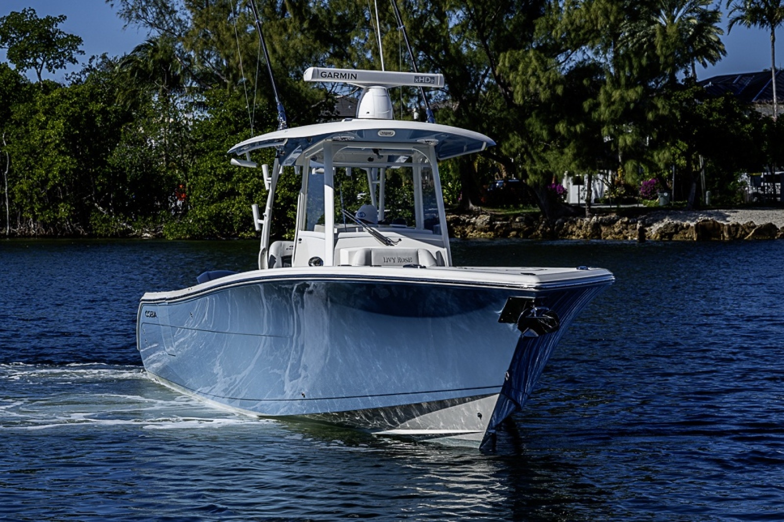 2021 Cobia 320 CC