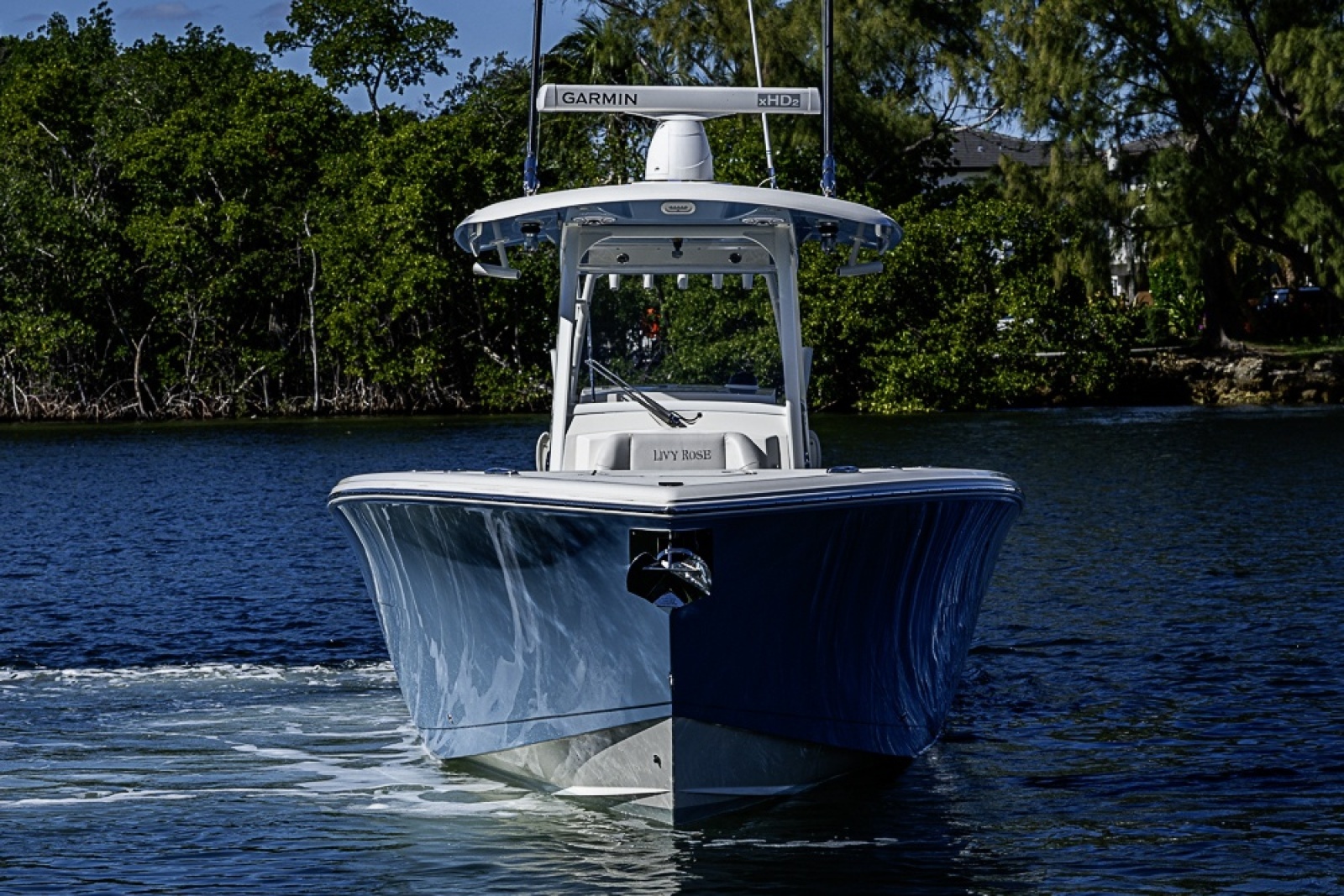2021 Cobia 320 CC