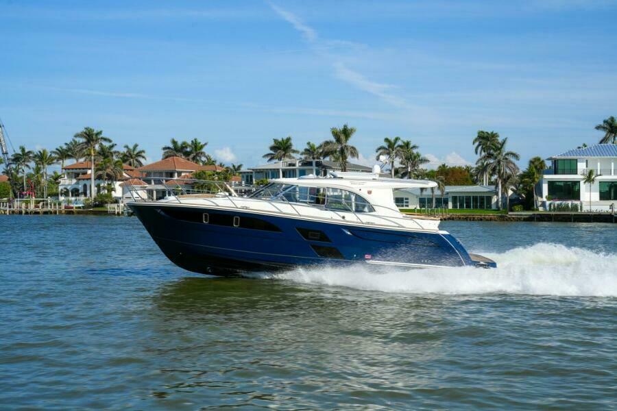 2026 Marex 360 Cabriolet Cruiser