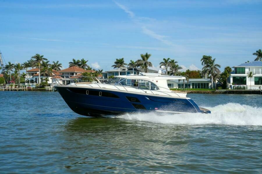 2026 Marex 360 Cabriolet Cruiser