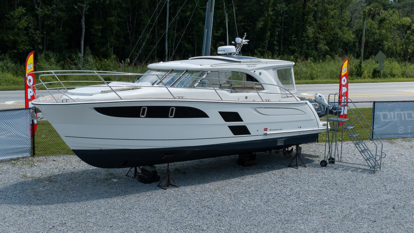 2026 Marex 360 Cabriolet Cruiser