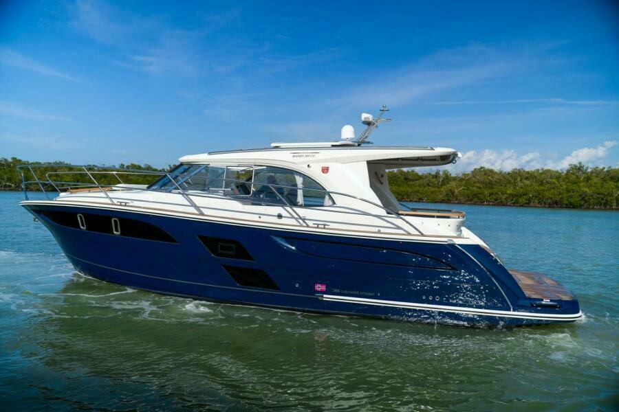 2026 Marex 360 Cabriolet Cruiser