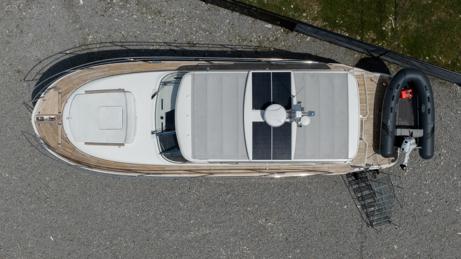 2026 Marex 360 Cabriolet Cruiser