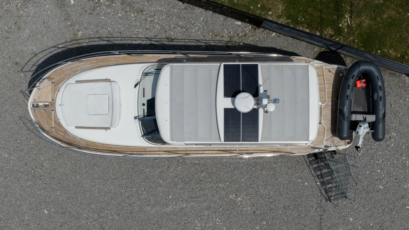 2026 Marex 360 Cabriolet Cruiser