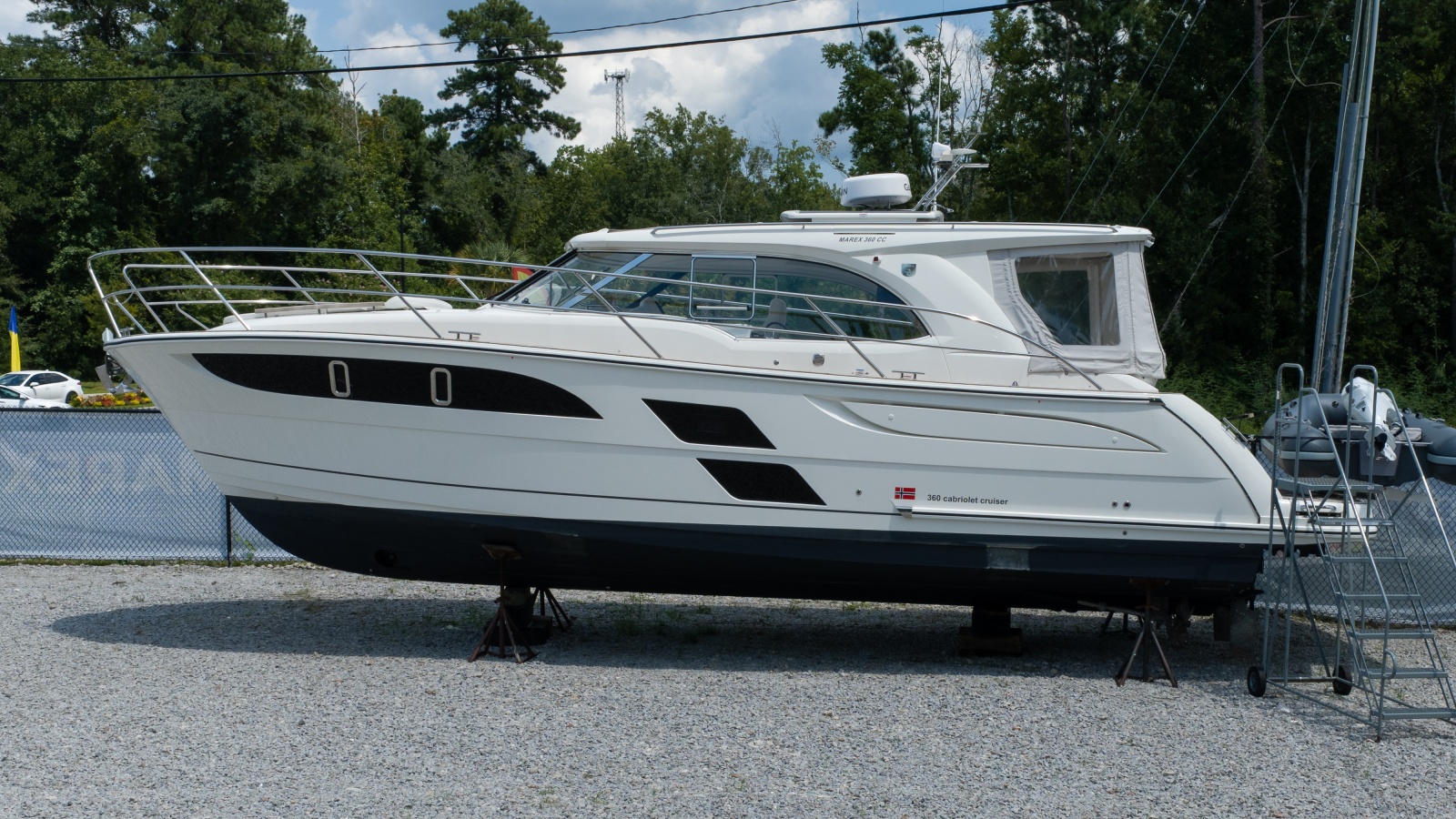 2026 Marex 360 Cabriolet Cruiser