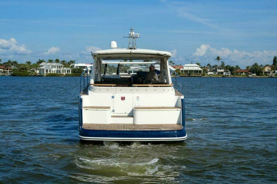 2026 Marex 360 Cabriolet Cruiser