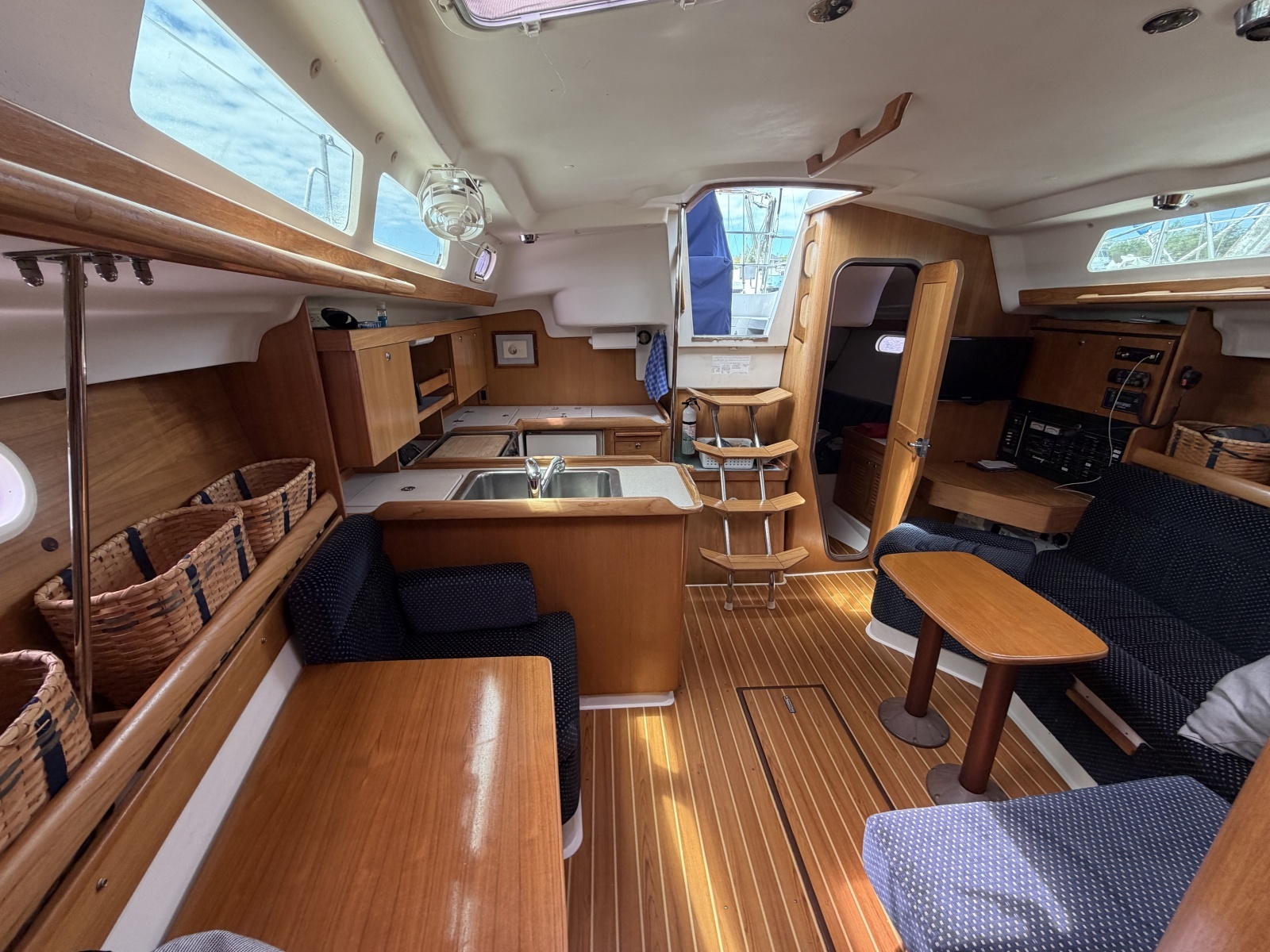 Nautilus 35ft Catalina Yacht For Sale