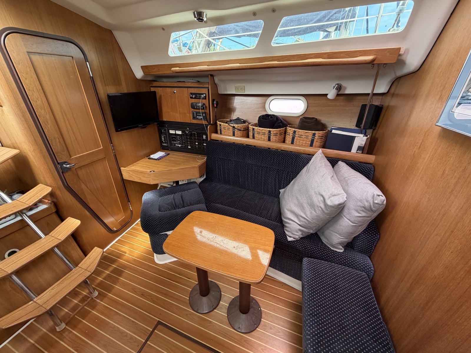 Nautilus 35ft Catalina Yacht For Sale