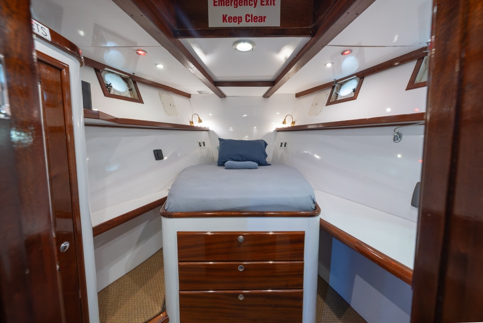 Captain's Cabin