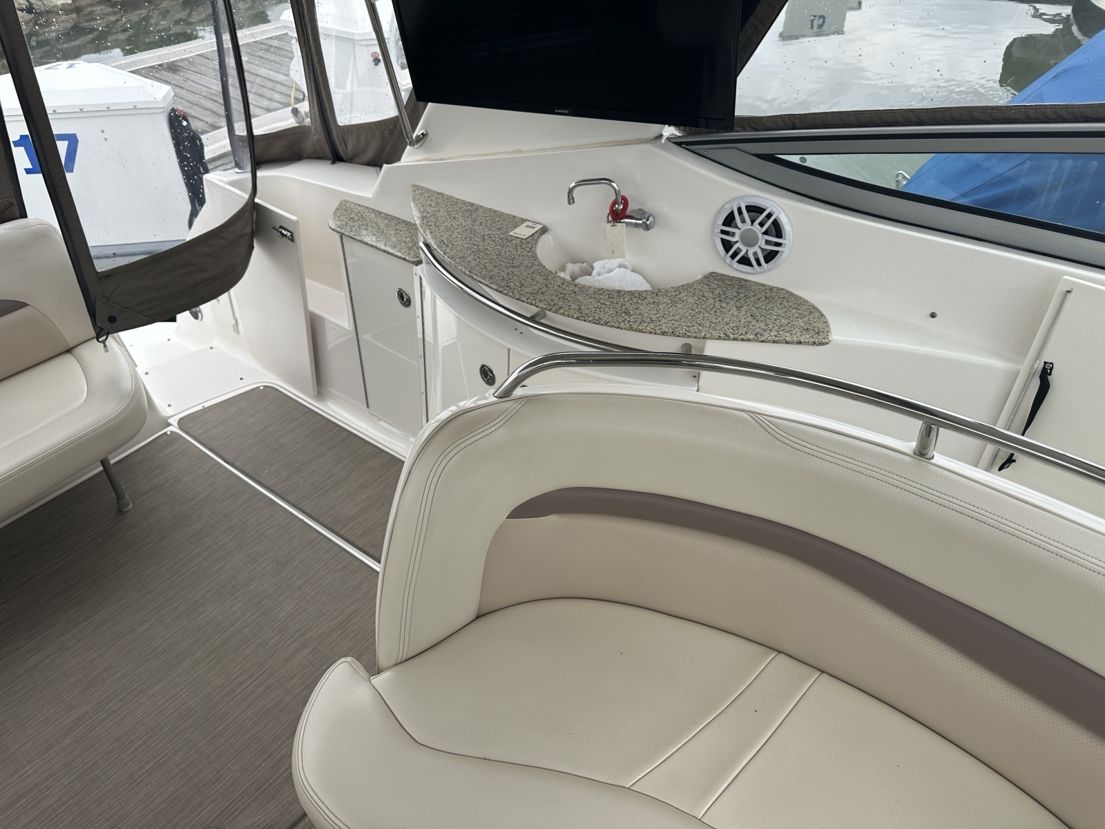 2005 Chaparral Signiyure 350