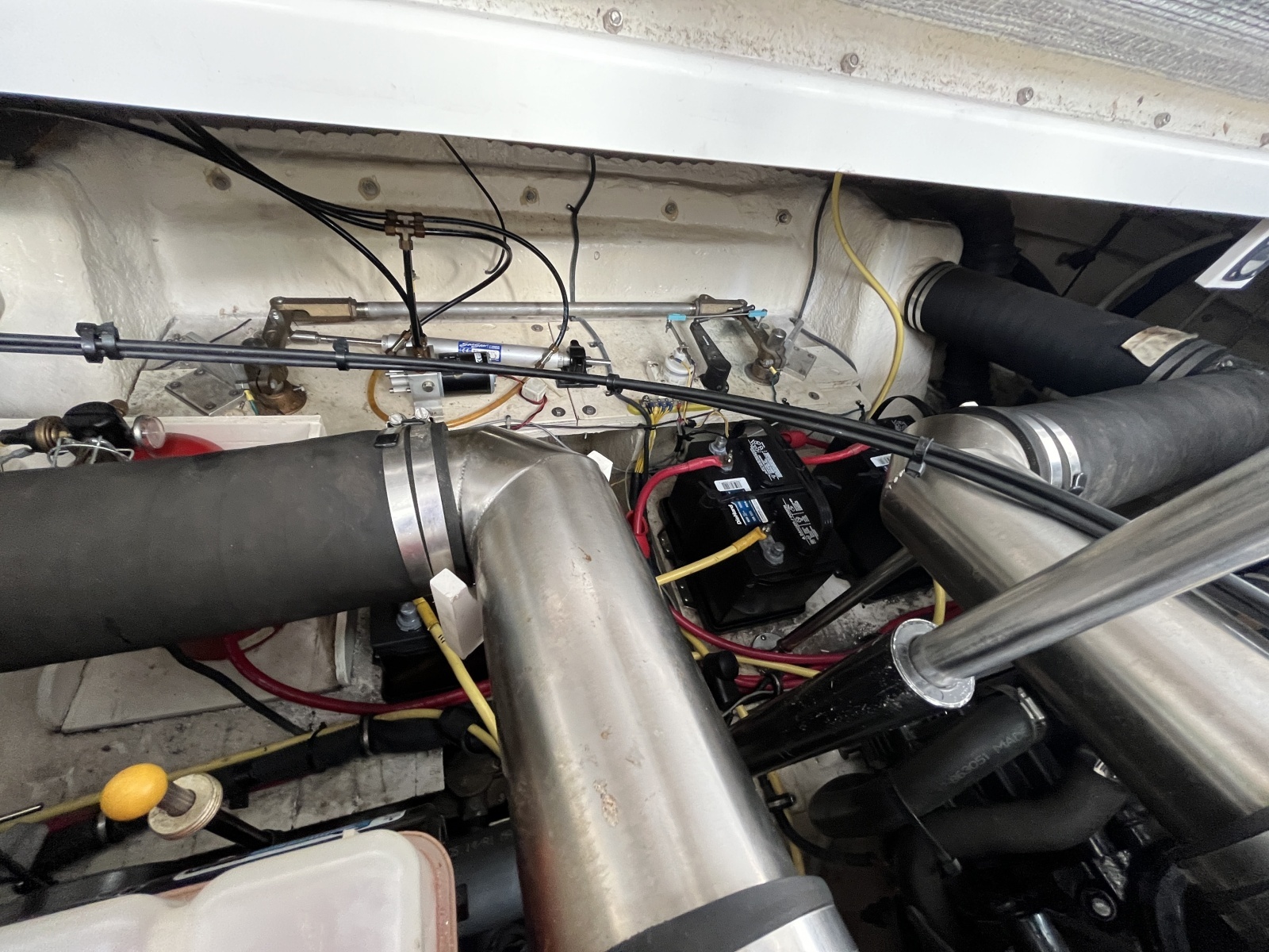 2005 Chaparral Signiyure 350