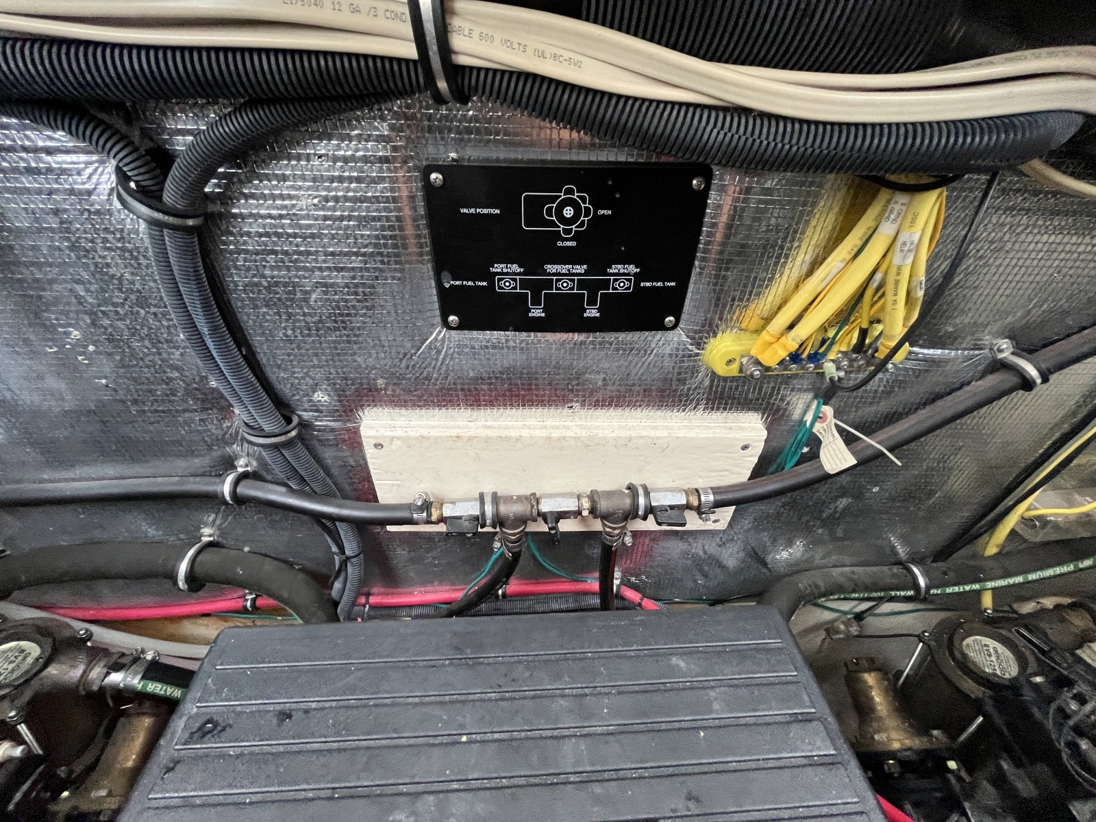 2005 Chaparral Signiyure 350