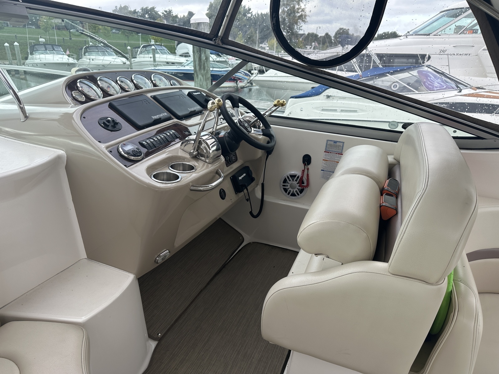 2005 Chaparral Signiyure 350