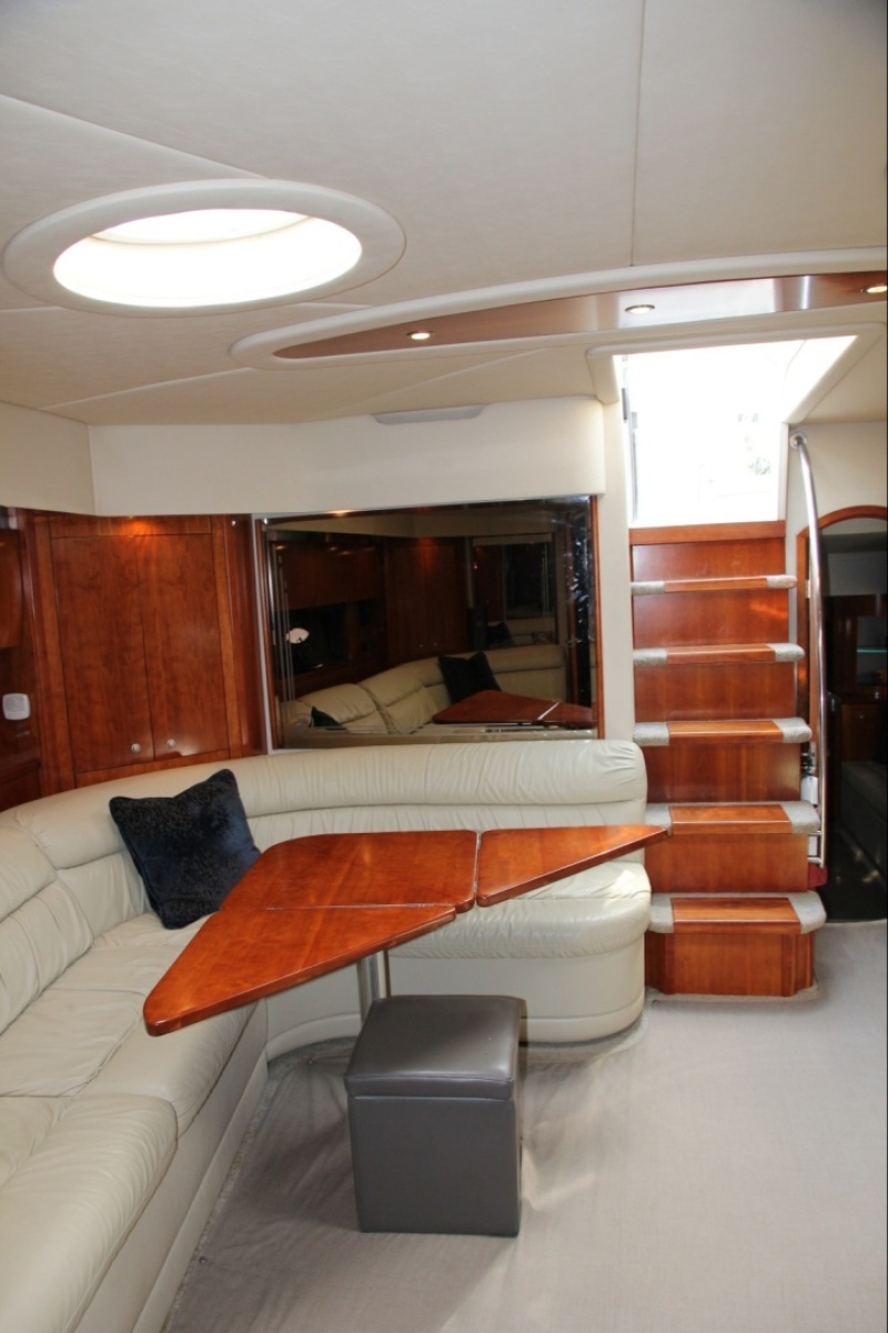 52ft Cruisers Yachts Yacht For Sale