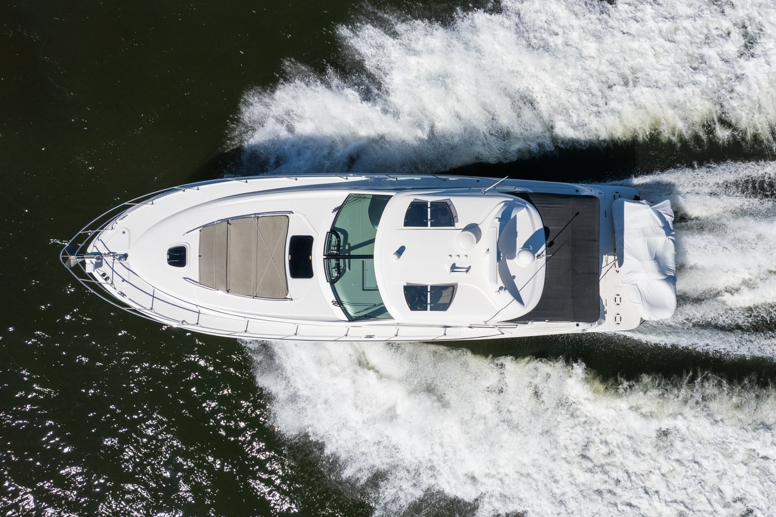 2005 Sea Ray 480 Motor Yacht photo 9
