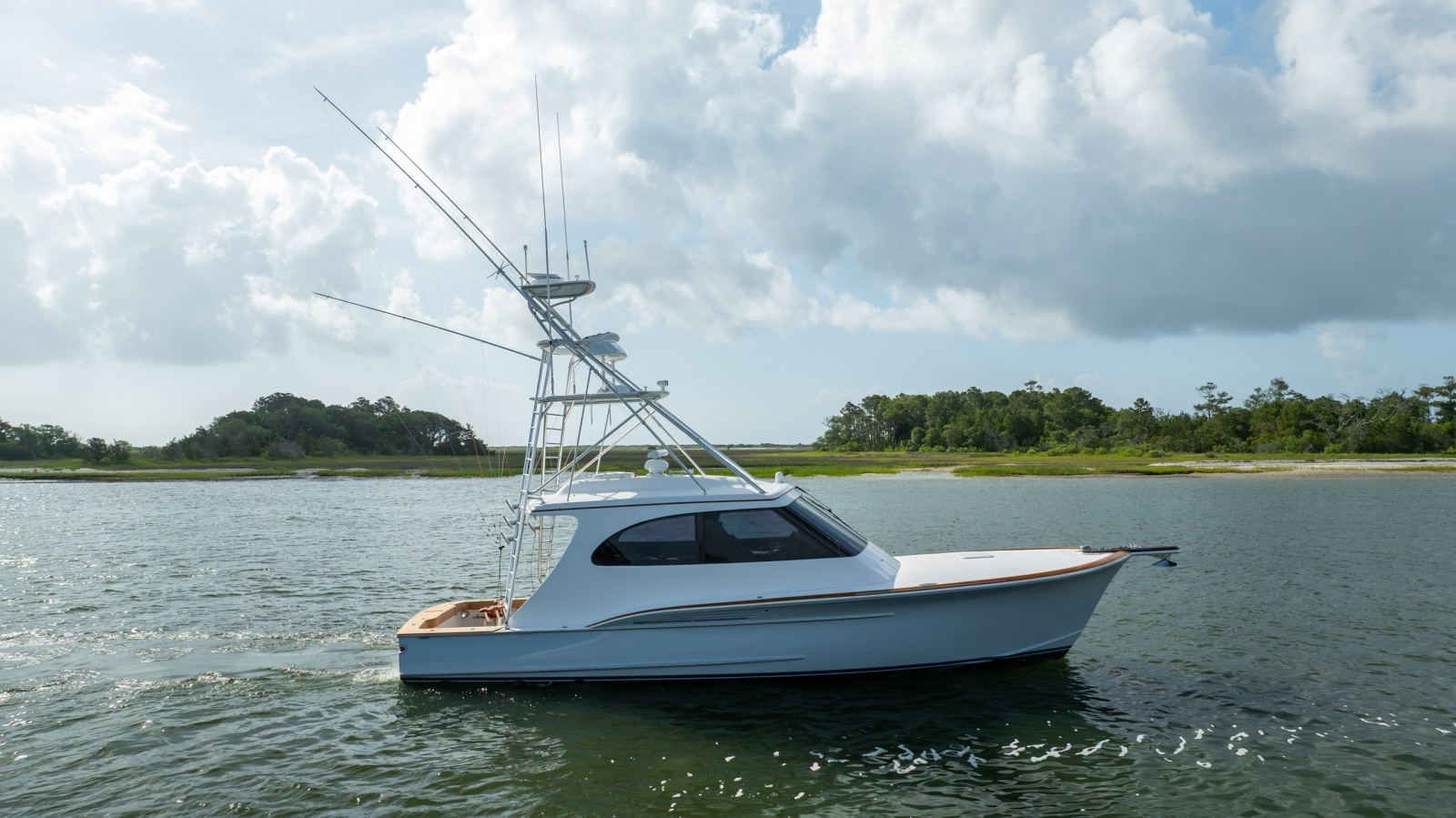 2015 Jarrett Bay Hardtop Express