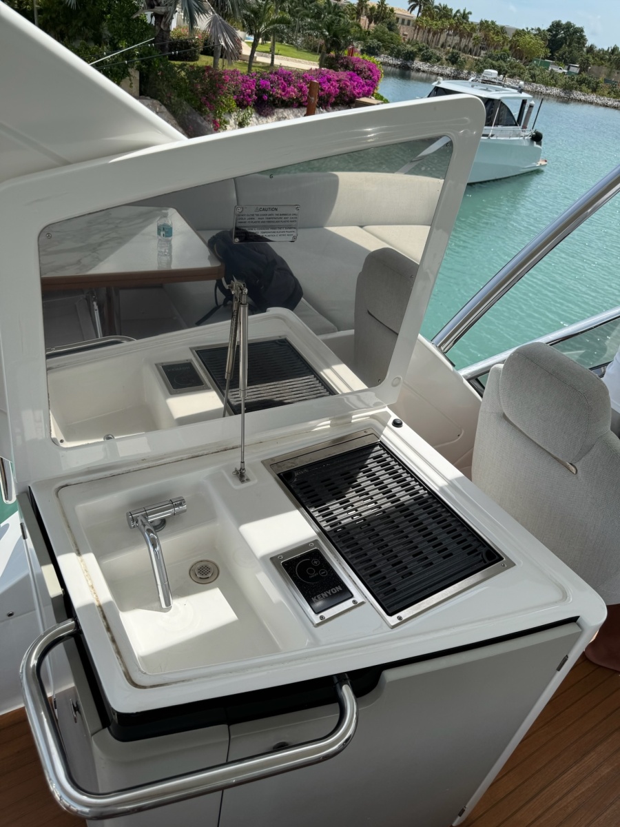 2021 Azimut 55 Fly
