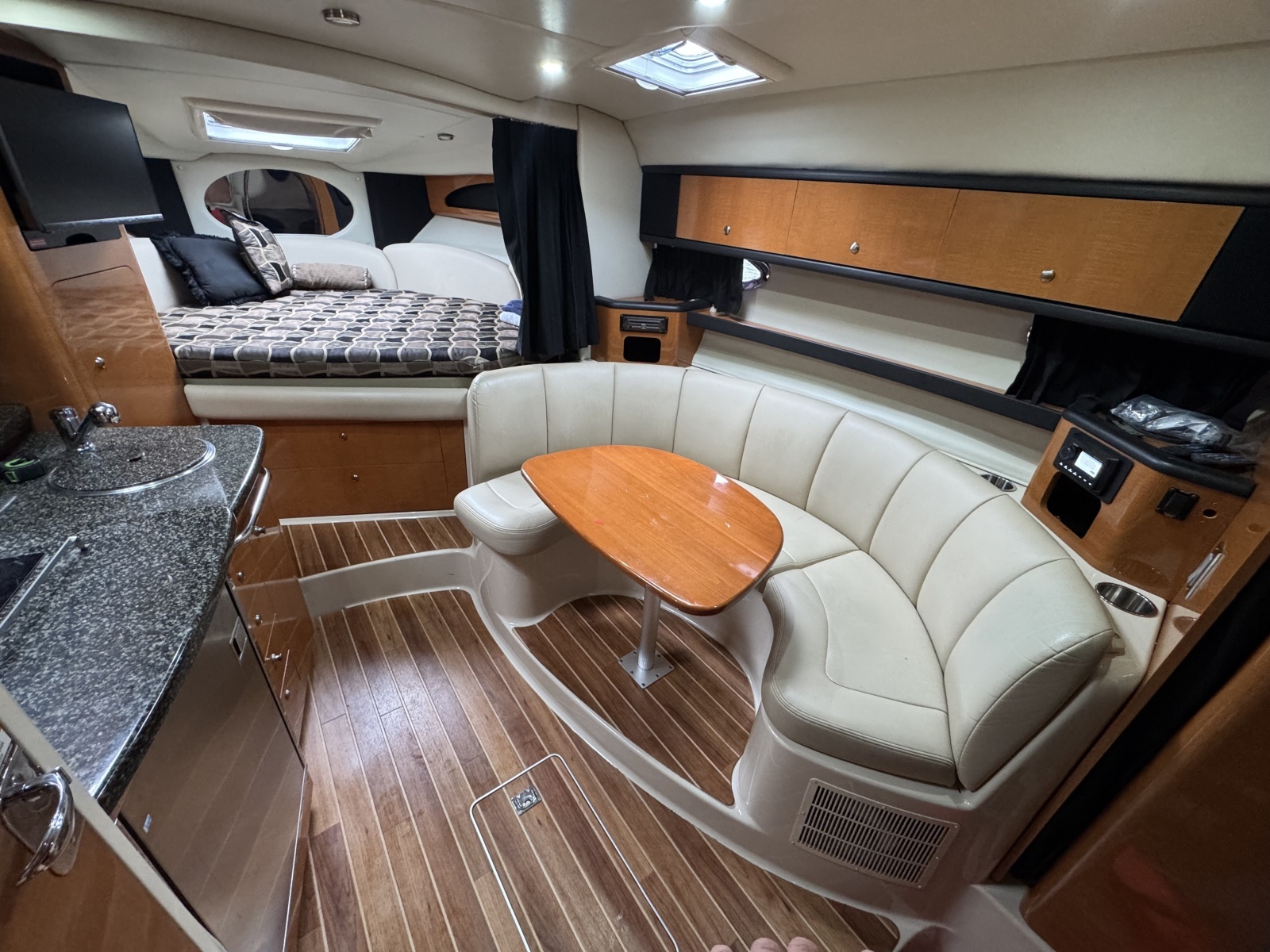 31ft Chaparral Yacht For Sale