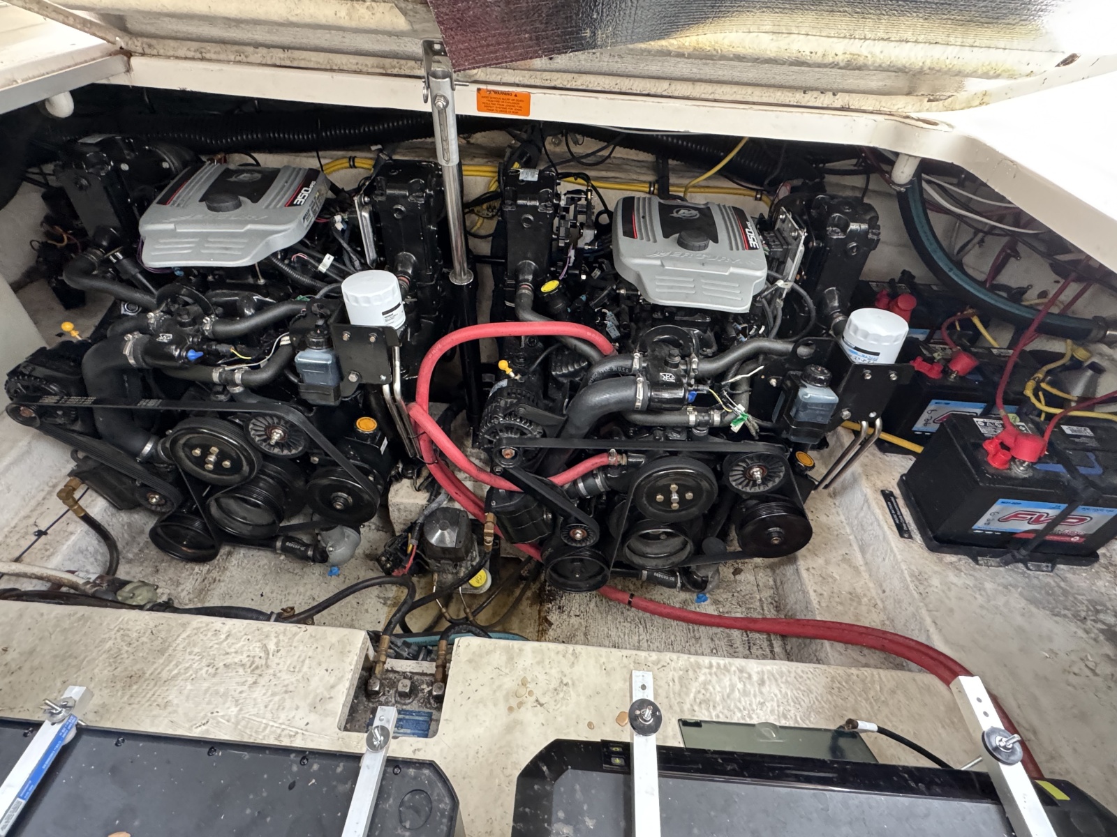 2008 Chaparral 310 Signature