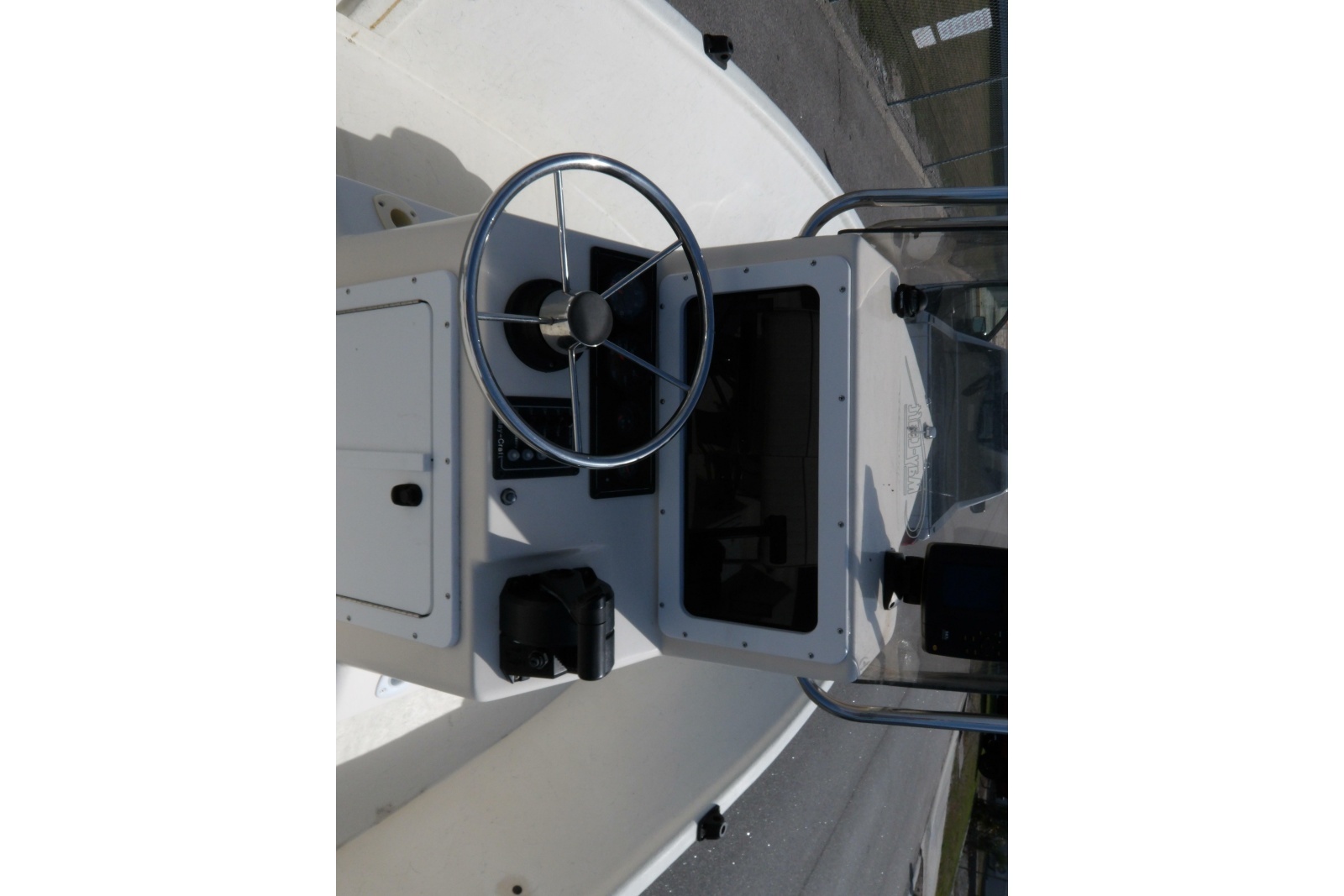 19ft May Craft Yacht For Sale