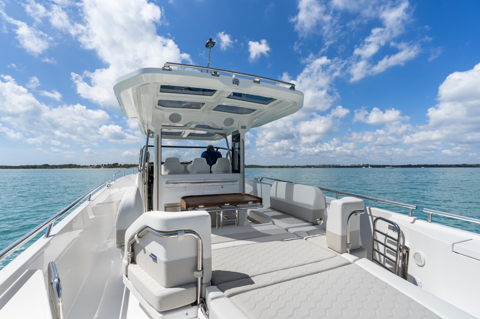 In Stock 2026 Nimbus Sport Tender 42  319 42ft Nimbus Yacht For Sale