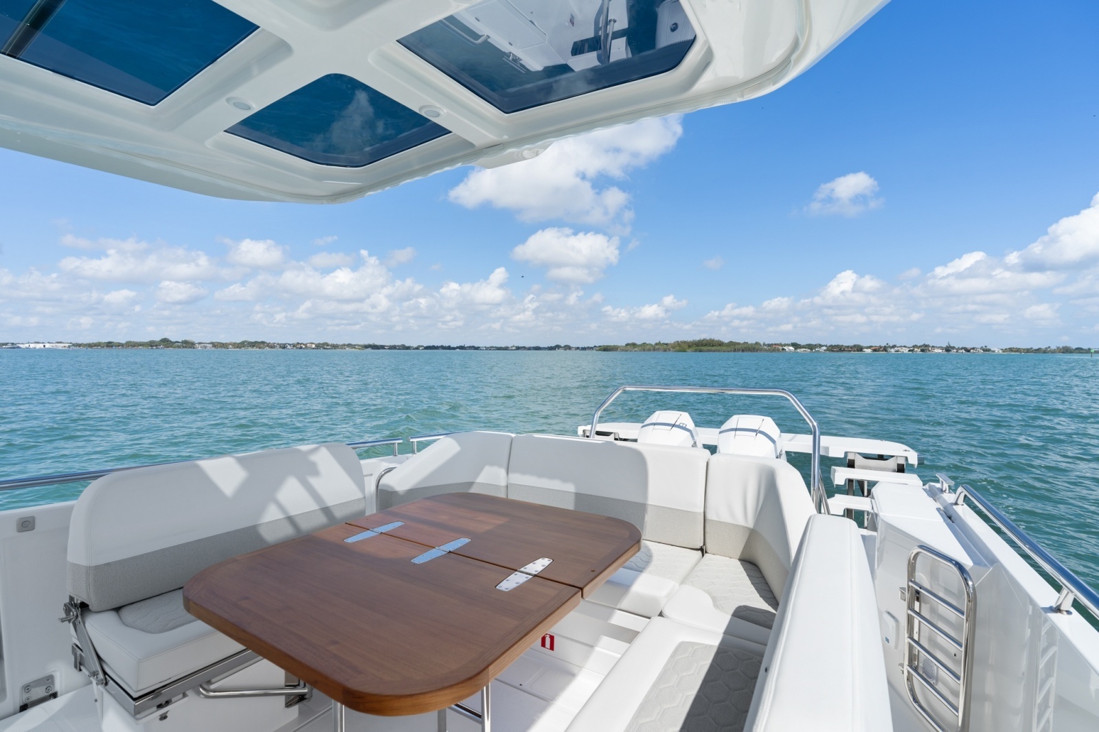 In Stock 2026 Nimbus Sport Tender 42  319 42ft Nimbus Yacht For Sale