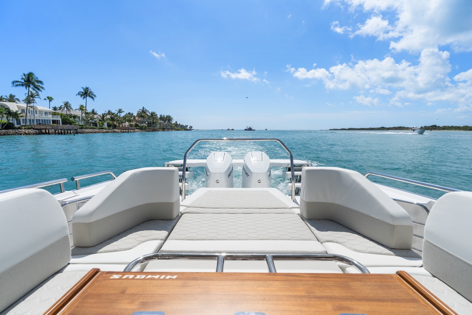 In Stock 2026 Nimbus Sport Tender 42  319 42ft Nimbus Yacht For Sale