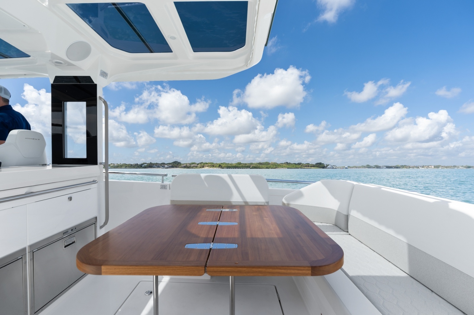 In Stock 2026 Nimbus Sport Tender 42  319 42ft Nimbus Yacht For Sale